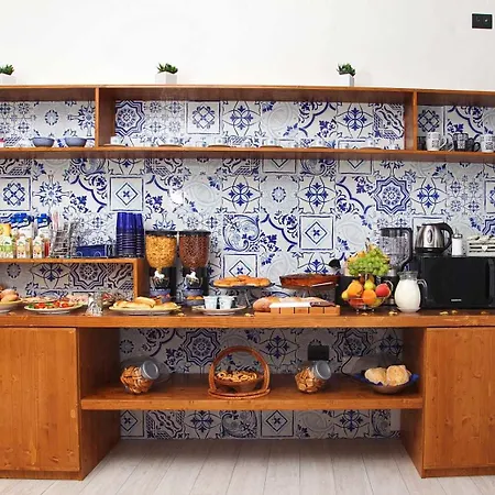 Domus Michaeli Perfetto Per Famiglie E Gruppi Confortevoli Vicino Agli Scavi E Al Centro Bed & Breakfast