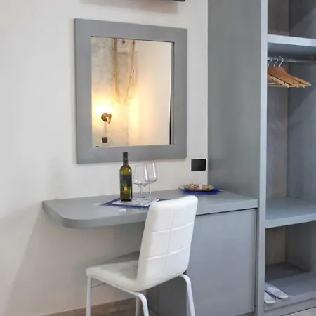 Domus Michaeli Bed & Breakfast 4*