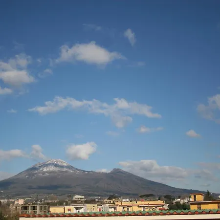 Domus Michaeli Perfetto Per Famiglie E Gruppi Confortevoli Vicino Agli Scavi E Al Centro 3* Pompei