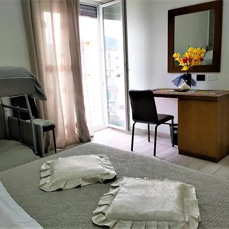 Domus Michaeli Bed & Breakfast *